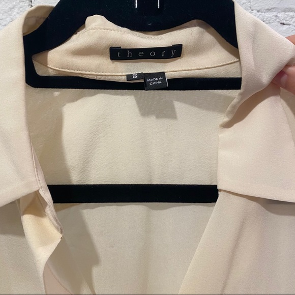 Theory Silk Blouse Size Medium Equipment Totokaelo - Picture 2 of 3